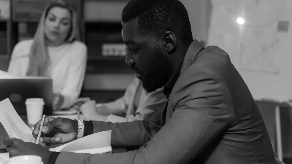 Relecture critique des conclusions d'un audit SEO avant le plan d'action