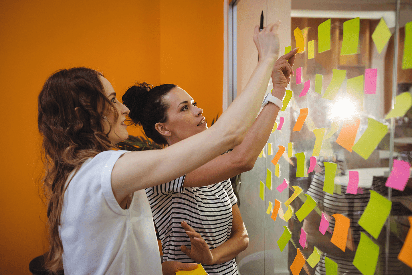 Brainstorming avec des postit