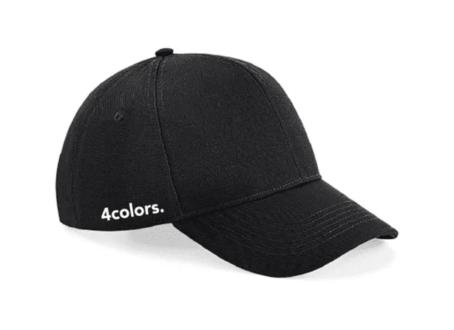 Casquette floquée aux couleurs de 4Colors, marquage textile