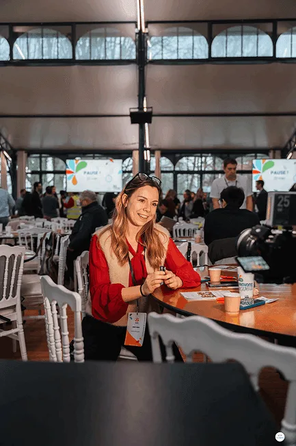 Tournage vidéo d'entreprise lors d'un salon professionnel par Vey Events
